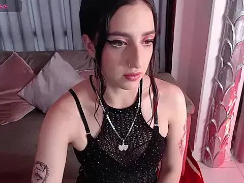 luciana_stern from StripChat is Freechat