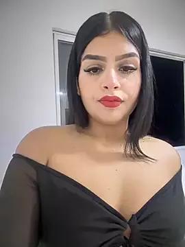 Lucianagirl from StripChat is Freechat