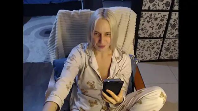 Lucky-Sweet_Bb from StripChat is Freechat