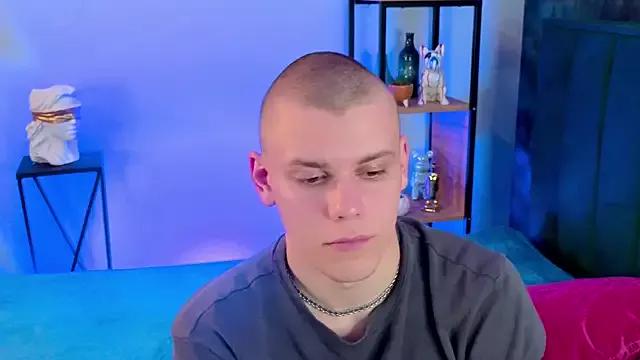 Lucky_Balls on StripChat