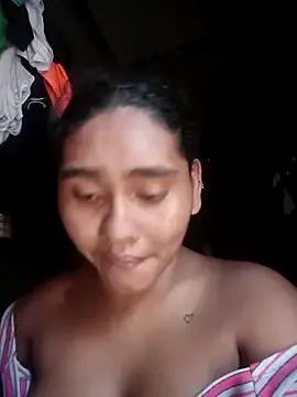 Lucy-Ferr from StripChat is Freechat