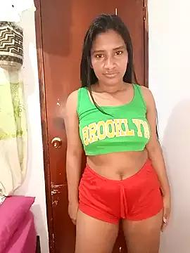 Lucy-Vera webcams show profile image 