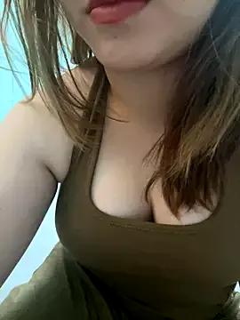 lucy_victor from StripChat is Freechat