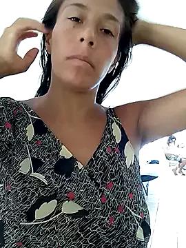 LucyNatural from StripChat is Freechat