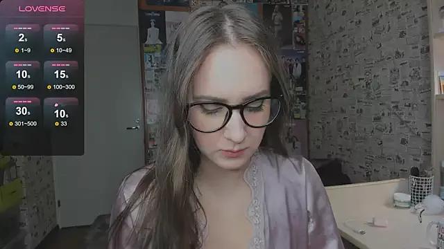 Explore our live girls sluts from our Custom and Multi clubs and checkout exclusive access to highly interactive content, such as shape, hair, titties, pussy type and many more.
