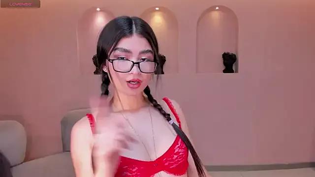 Explore our live girls sluts from our Custom and Multi clubs and checkout exclusive access to highly interactive content, such as shape, hair, titties, pussy type and many more.