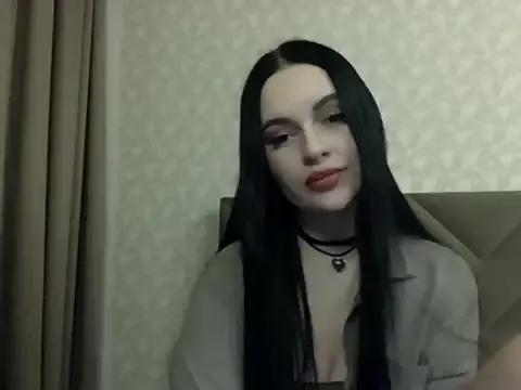 Lulii24 from StripChat