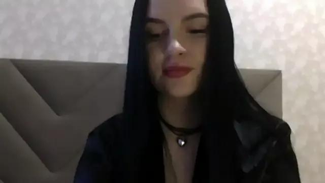Lulii24 from StripChat