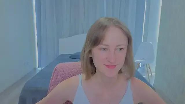 LuluChiiii from StripChat is Freechat