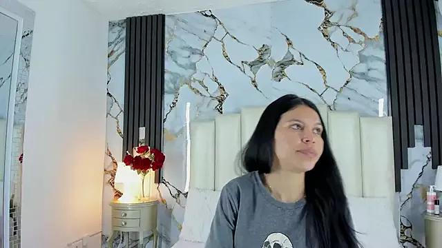 lulumars from StripChat