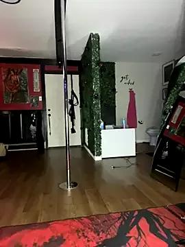 Luluof from StripChat