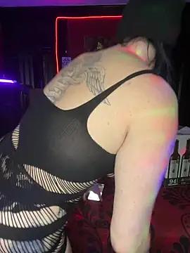 Luluof from StripChat