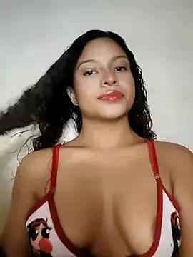 Lulupeach69 from StripChat