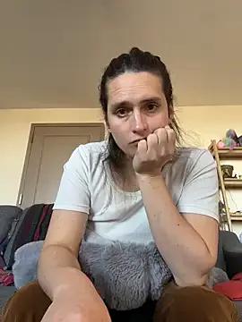 luluphoenix00 from StripChat is Freechat