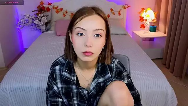 Explore our live girls sluts from our Custom and Multi clubs and checkout exclusive access to highly interactive content, such as shape, hair, titties, pussy type and many more.