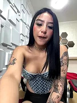 Luna-Smitt from StripChat is Freechat