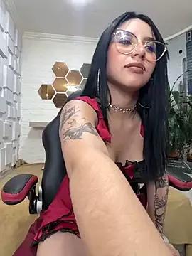 Luna-Smitt from StripChat is Freechat