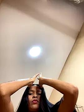 Luna025 from StripChat is Freechat