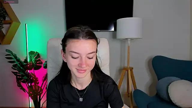 Luna__Baby from StripChat is Freechat