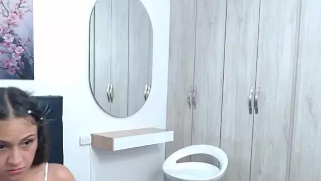 Luna_f00x webcams show profile image 