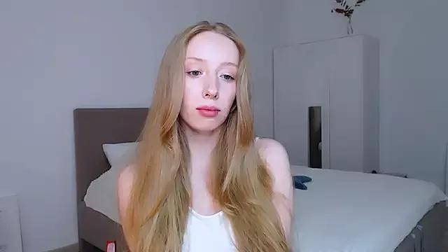 Luna_insniity from StripChat is Freechat