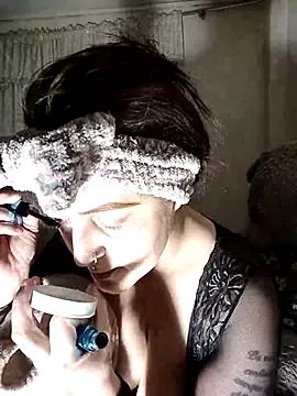 Luna_Montb from StripChat is Freechat