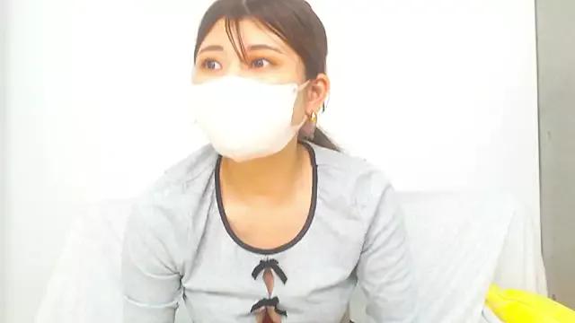 LUNA_oo webcams show profile image 