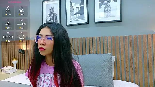 luna_roja25 from StripChat is Freechat