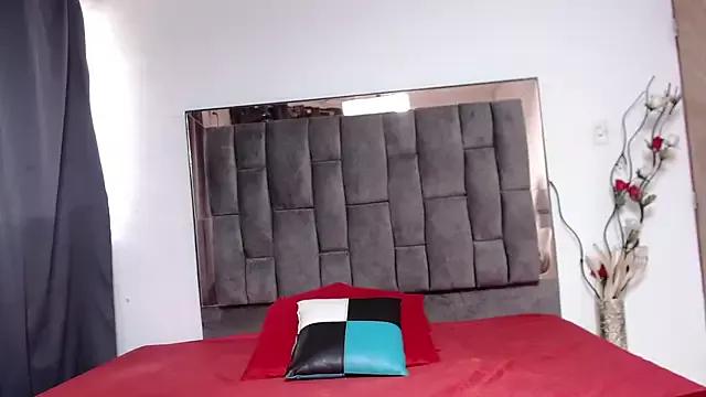 Luna_Sophy from StripChat is Freechat