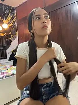luna_star23 from StripChat is Freechat