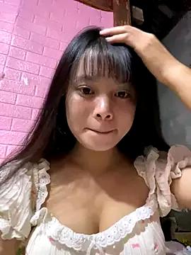 LunaBerry18 webcams show profile image 