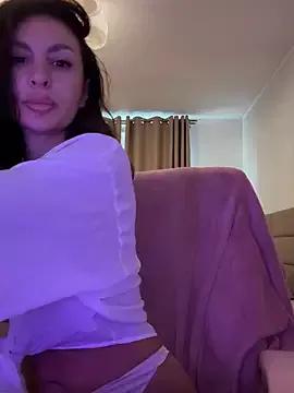 Explore our live girls sluts from our Custom and Multi clubs and checkout exclusive access to highly interactive content, such as shape, hair, titties, pussy type and many more.