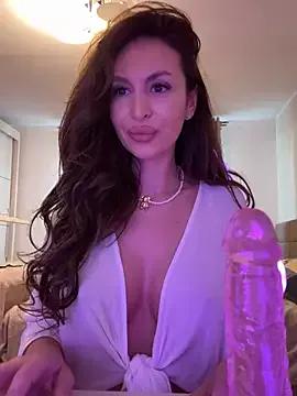 Explore our live girls sluts from our Custom and Multi clubs and checkout exclusive access to highly interactive content, such as shape, hair, titties, pussy type and many more.