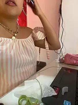 LunaBlaze-21 from StripChat is Freechat