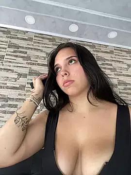 Explore our live girls sluts from our Custom and Multi clubs and checkout exclusive access to highly interactive content, such as shape, hair, titties, pussy type and many more.