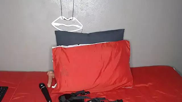 Lunalee from StripChat is Freechat