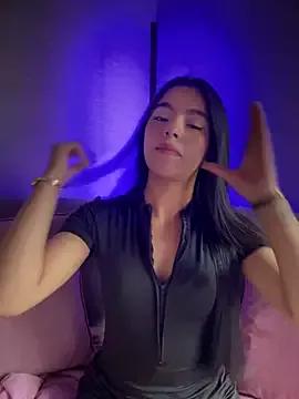 LunaMoore_Pink from StripChat is Freechat