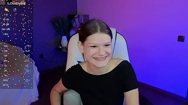 Explore our live girls sluts from our Custom and Multi clubs and checkout exclusive access to highly interactive content, such as shape, hair, titties, pussy type and many more.