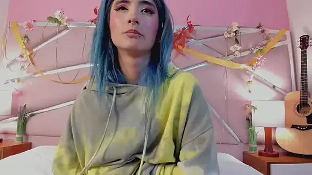 Lunapage from StripChat is Freechat