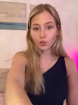 Explore our live girls sluts from our Custom and Multi clubs and checkout exclusive access to highly interactive content, such as shape, hair, titties, pussy type and many more.