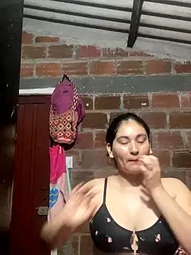 lunasexyhot18 from StripChat is Freechat
