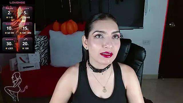 LunaSub69_ from StripChat is Freechat