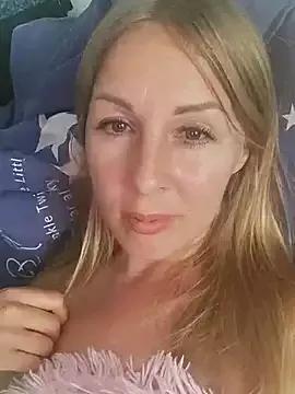 LunaSugarX from StripChat is Freechat