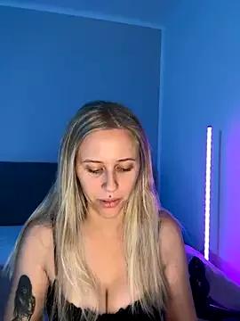 Photos of lunawolf21 from StripChat is Freechat