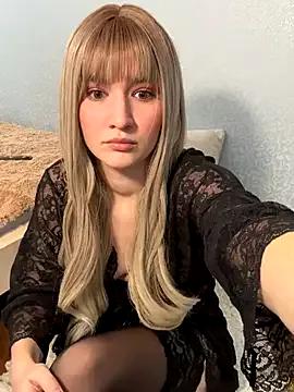 LunaXLoverx from StripChat is Freechat