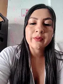 Explore our live girls sluts from our Custom and Multi clubs and checkout exclusive access to highly interactive content, such as shape, hair, titties, pussy type and many more.