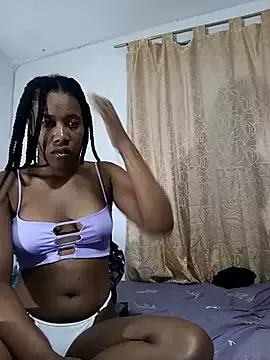 Lupi_hotcouple23 webcams show profile image 