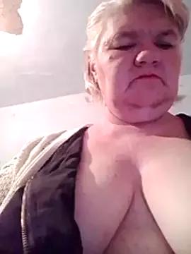 Explore our live girls sluts from our Custom and Multi clubs and checkout exclusive access to highly interactive content, such as shape, hair, titties, pussy type and many more.