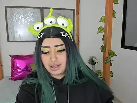 lussyevans24 from StripChat