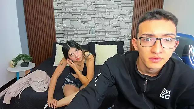 Explore our live girls sluts from our Custom and Multi clubs and checkout exclusive access to highly interactive content, such as shape, hair, titties, pussy type and many more.